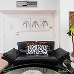 Lujoso Apartamento Con Patio En Triana Sevilla